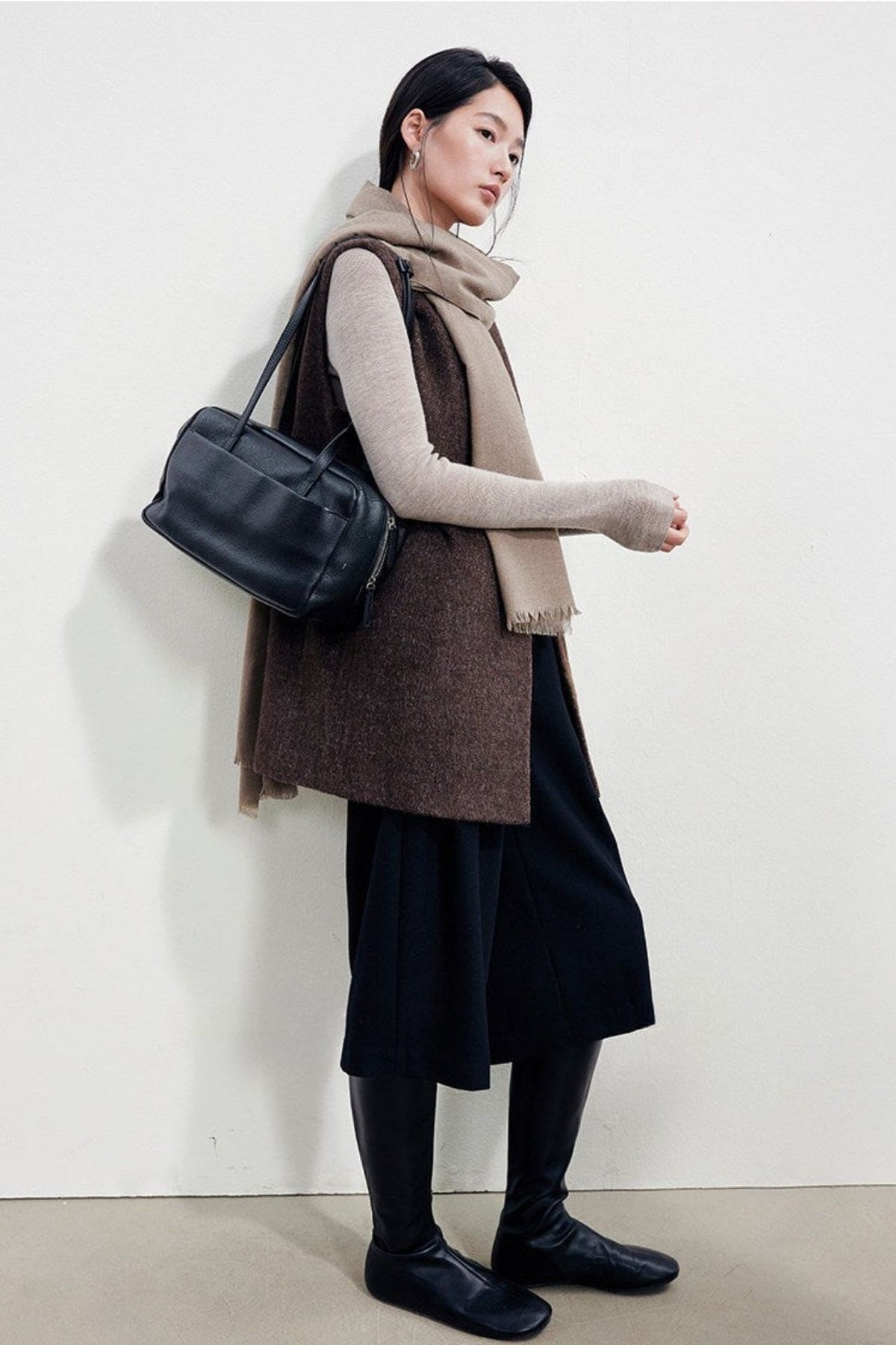Wool-Blend Fleece-Style Minimalist Simple Vest B5051
