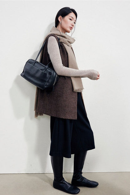 Wool-Blend Fleece-Style Minimalist Simple Vest B5051