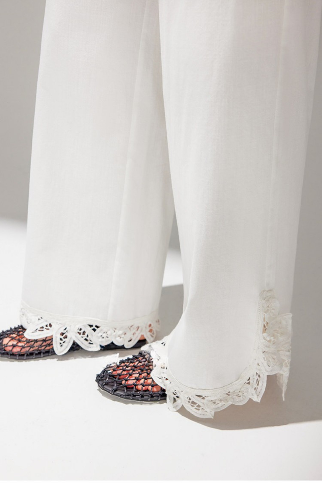 White Lace Cutwork Straight Pants B4740