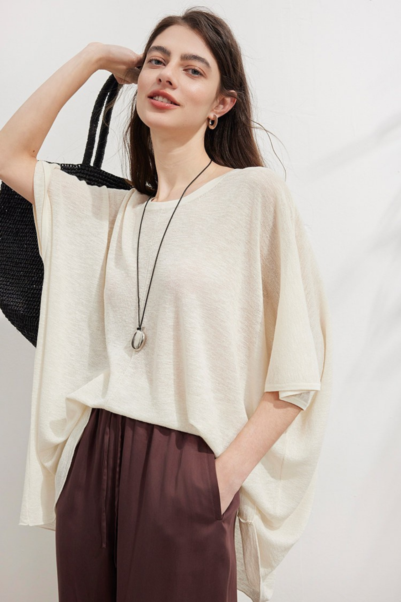 テンセルリネンニットトップス　B4741