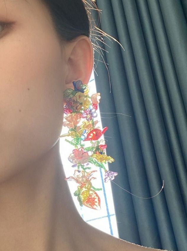 6.Bouquet of flower beads Earring