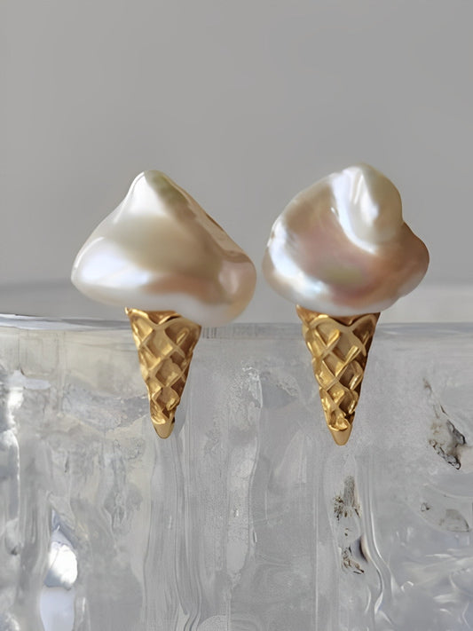 [Immediate delivery/Limited to Japan] &lt;Over 1200 pieces&gt; Pearl ice cream earrings B1364