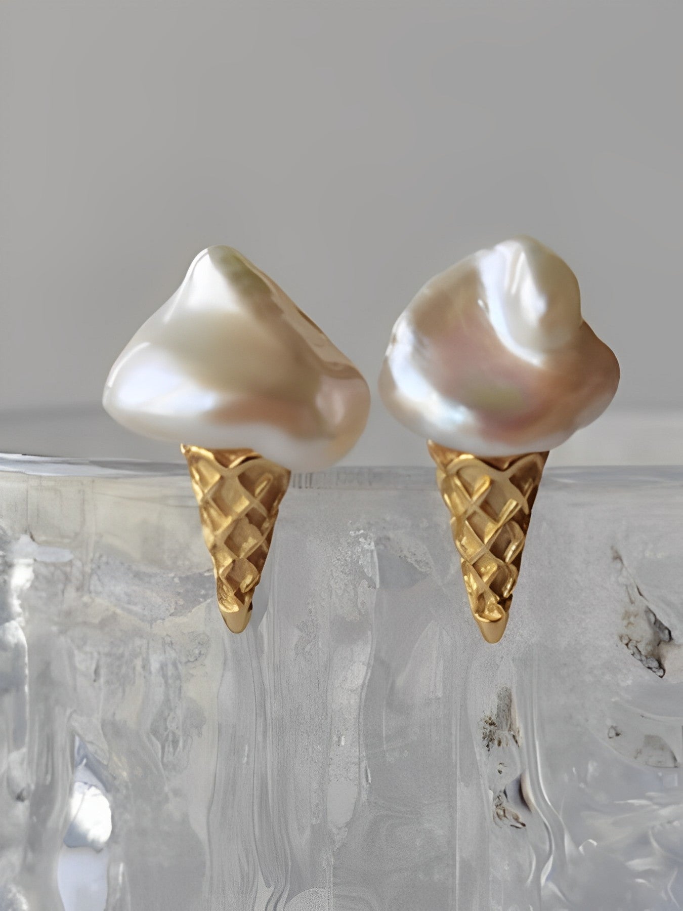 【立即出貨/日本限定】&lt;1200枚以上&gt;珍珠冰淇淋耳環 B1364