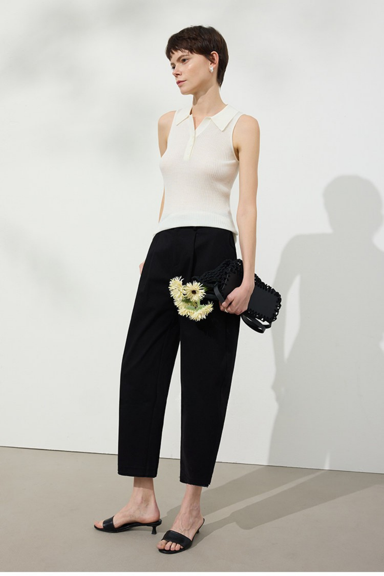 Minimal Tapered Slim Fit Cropped Pants B4748
