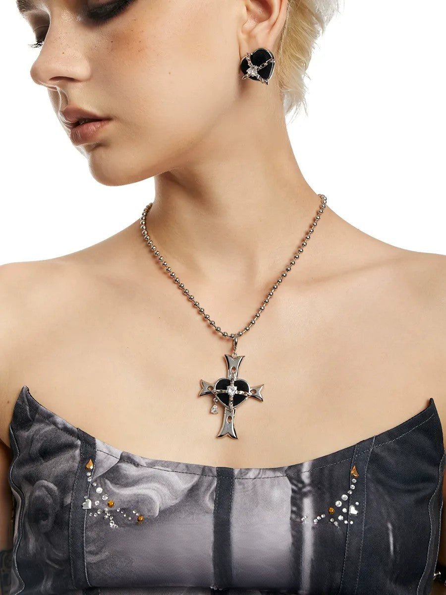 Love velvet spike necklace B2306