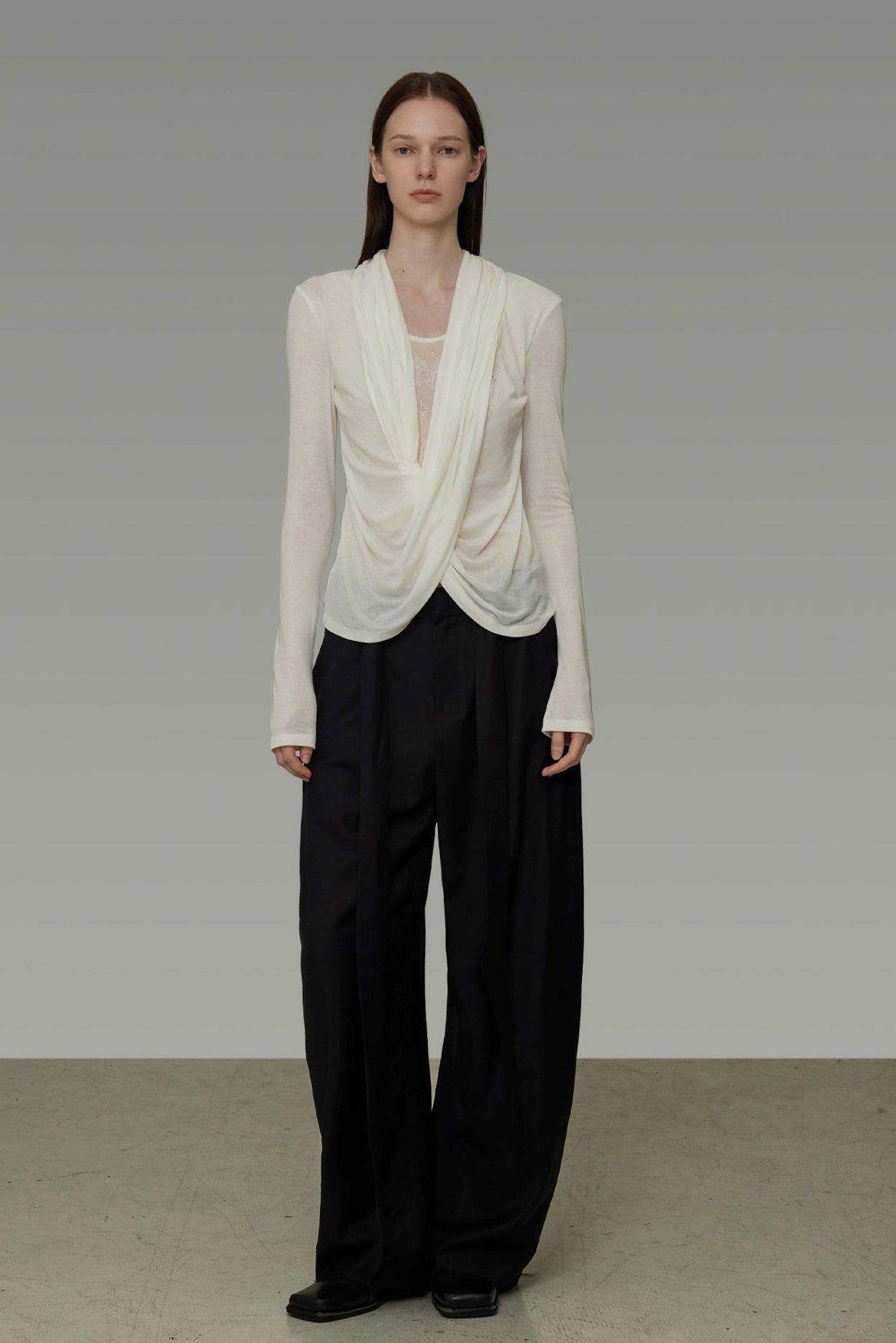 Cross V-neck knit top B4300