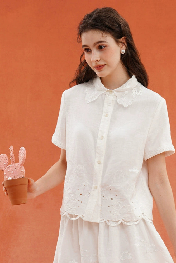 ホワイトカットアウト刺繡ブラウス　B3930