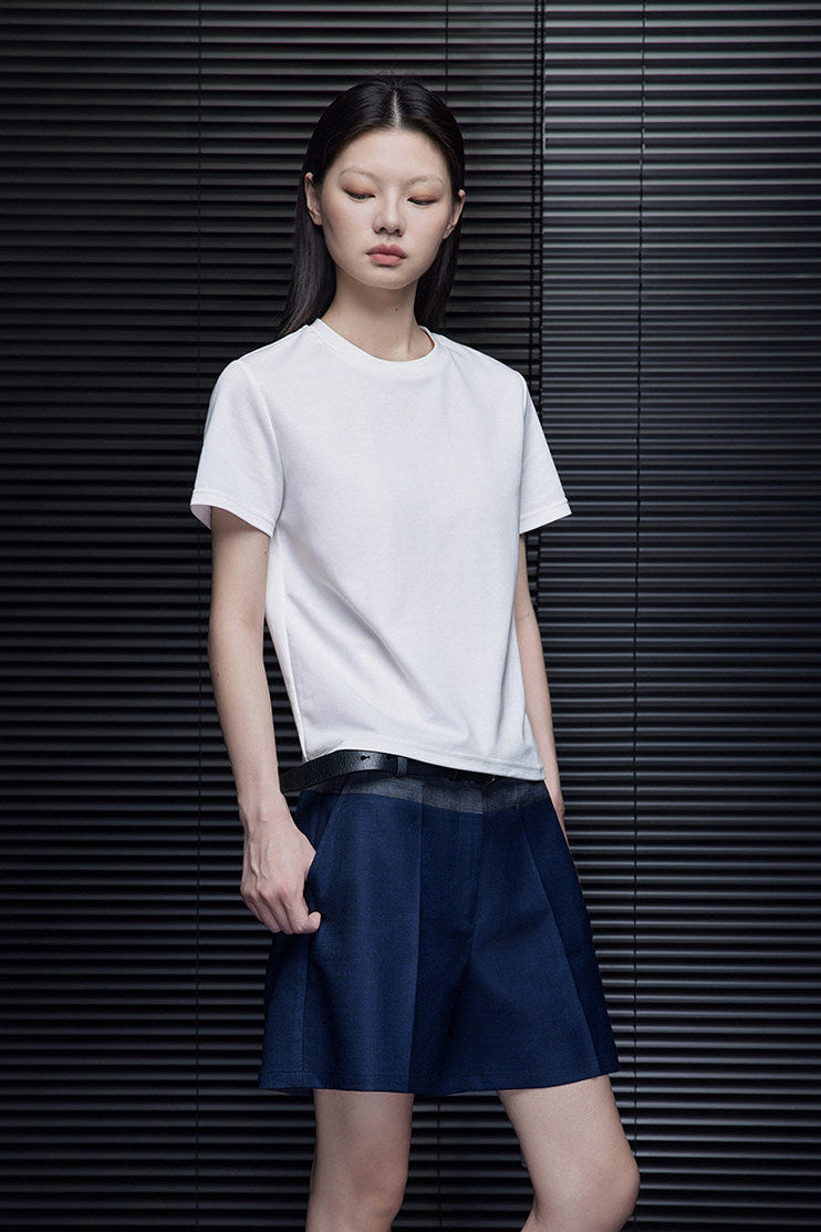 ホワイトクルーネックシンプルTシャツ　B4799