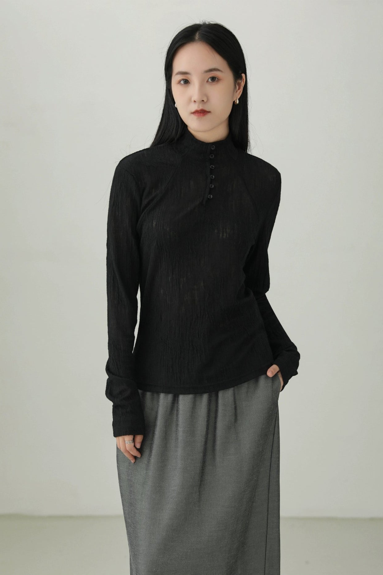 Half-high collar textured long-sleeved T-shirt B4275
