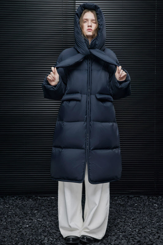ネイビーブルーミドル丈フード付きダウンコート　B4554