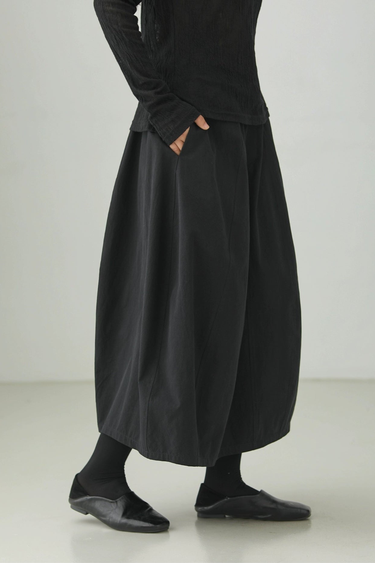 Black High-End Flower Bud Skirt B4273