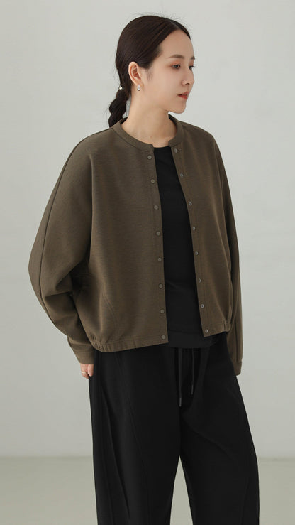 Minimalist Collarless Dolman Sleeve Blouson B5004