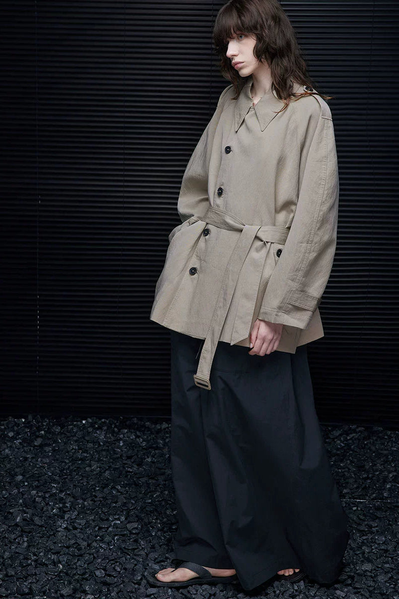 ライトカーキトレンチハーフコート　B4239