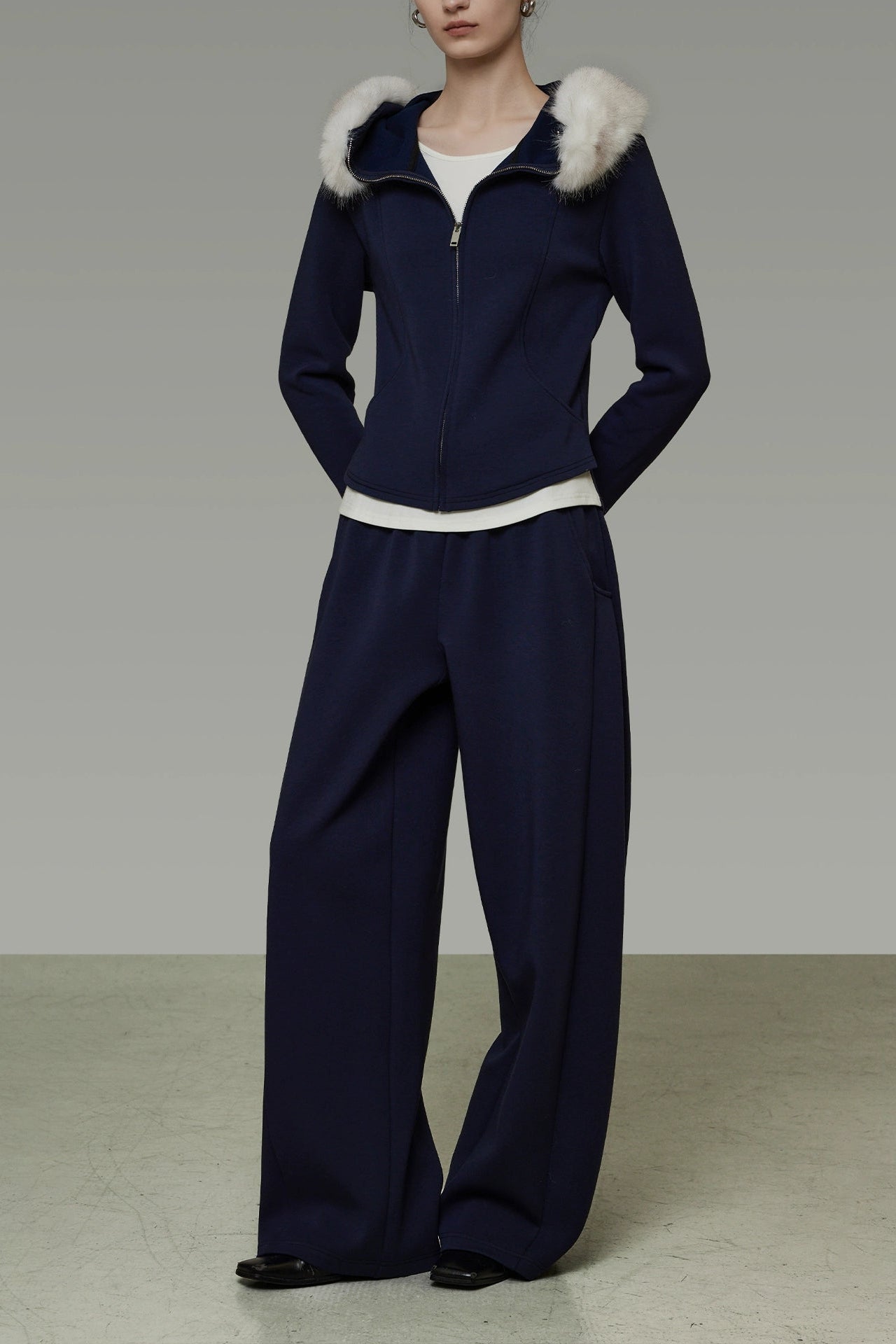 Fur collar fake two-piece top and cropped pants set B4511