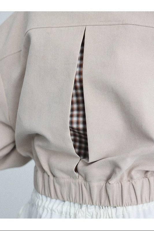 ラペルワイドショルダーショートジャケット　B4653