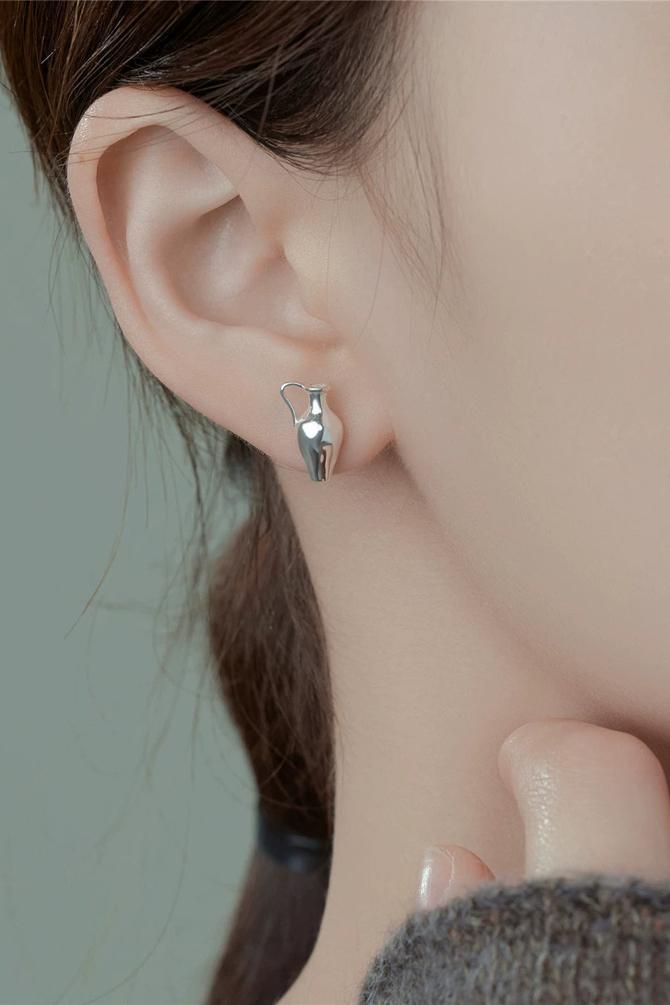 S925ユニークソリッドドリンクフラスコピアス B4563 – Bloemen S925ユニークソリッドドリンクフラスコピアス B4563 – Bloemen