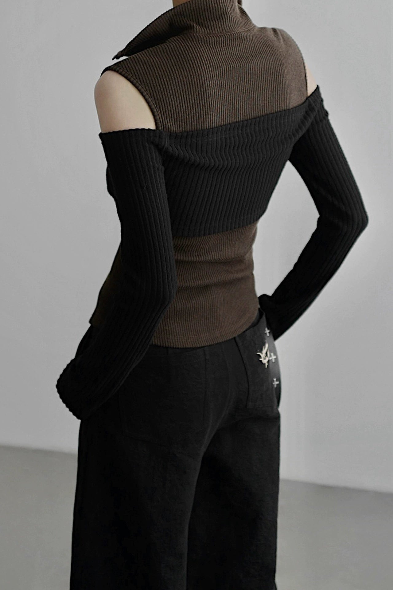 Two-piece base layer B4348