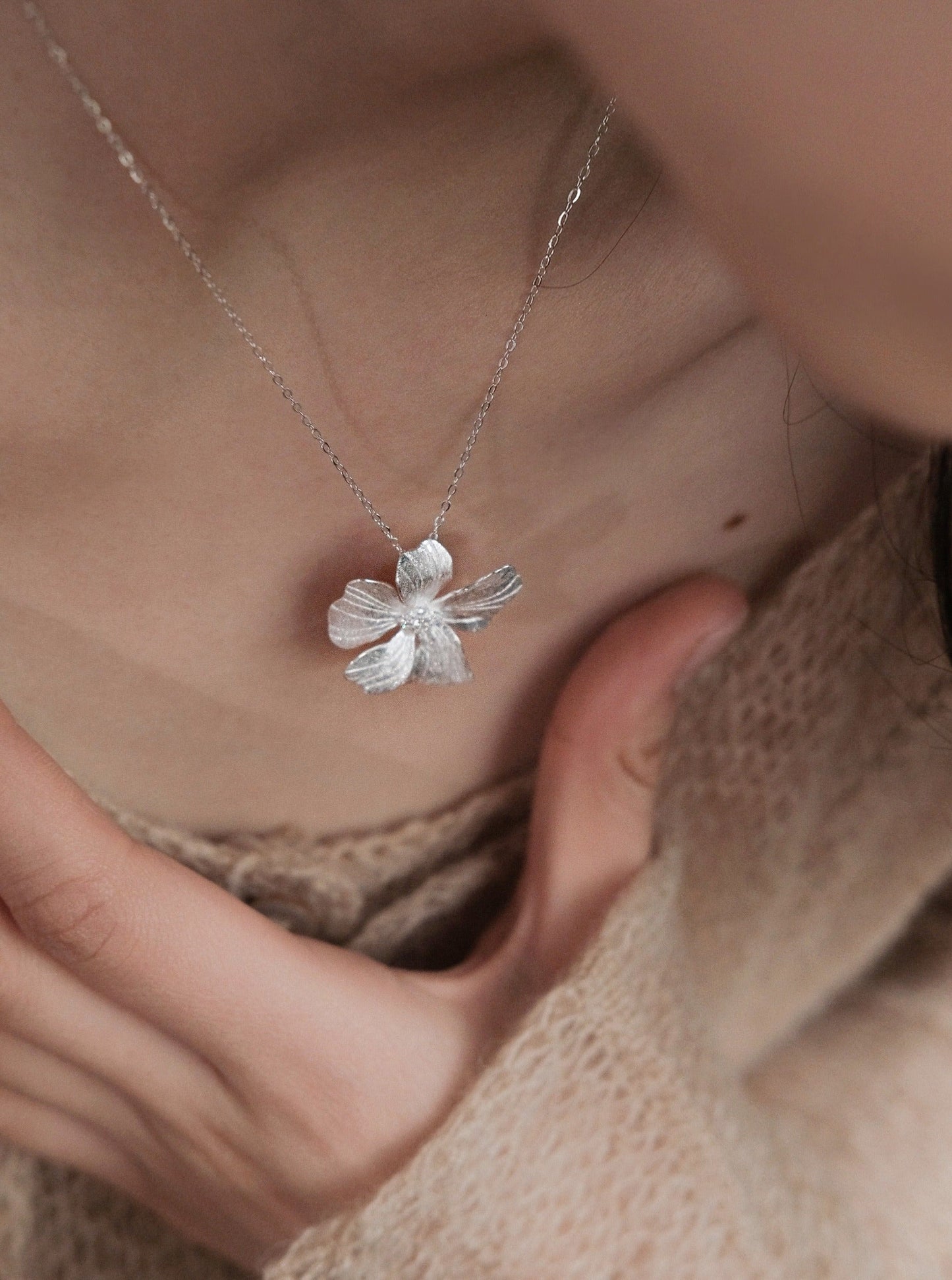 S925 Chinese hibiscus handmade necklace B1900