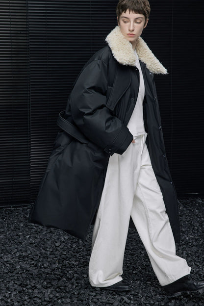 ブラックファーカラーロングダウンジャケット　B4543