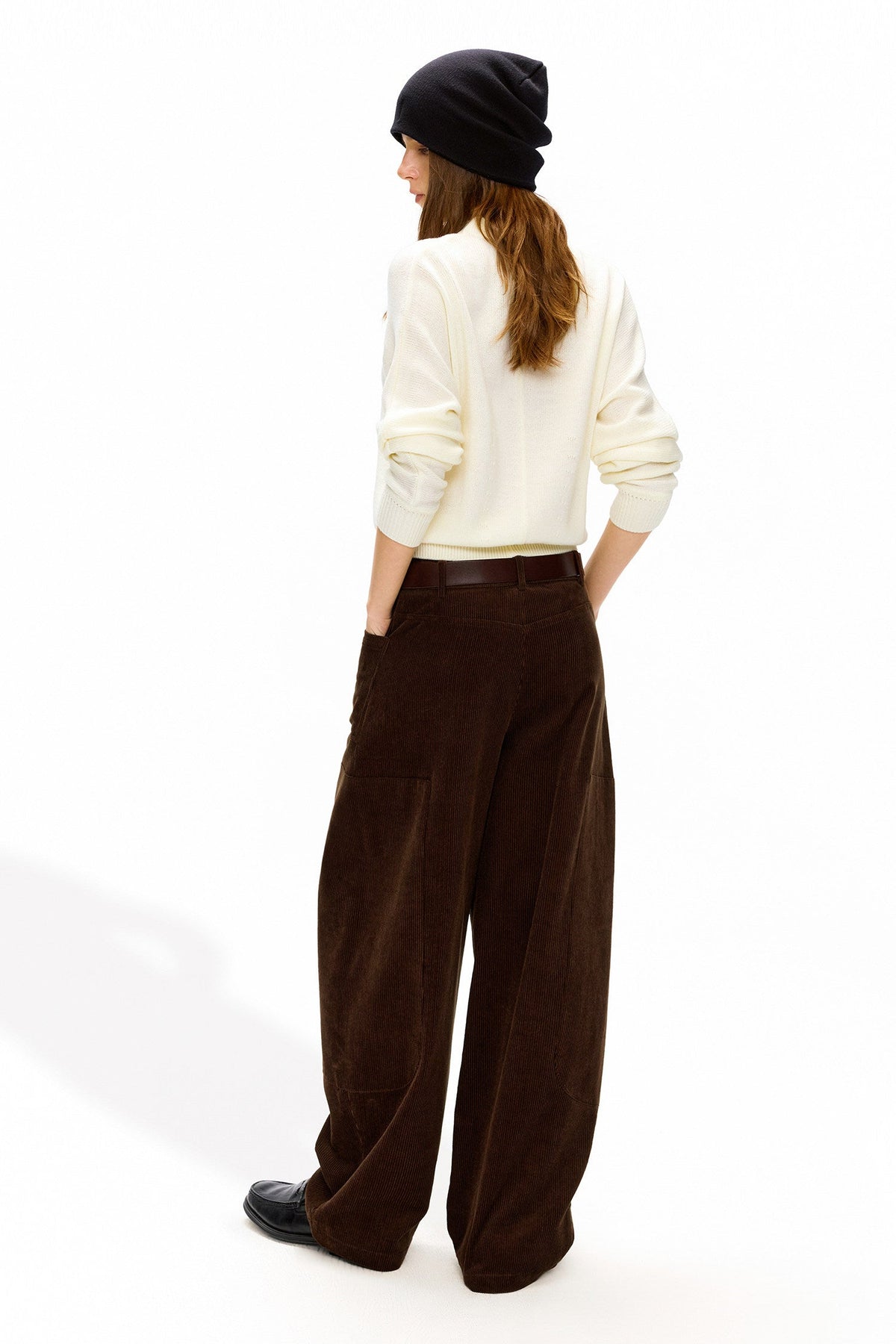 Off-white half-zip stand-collar knit top B5015