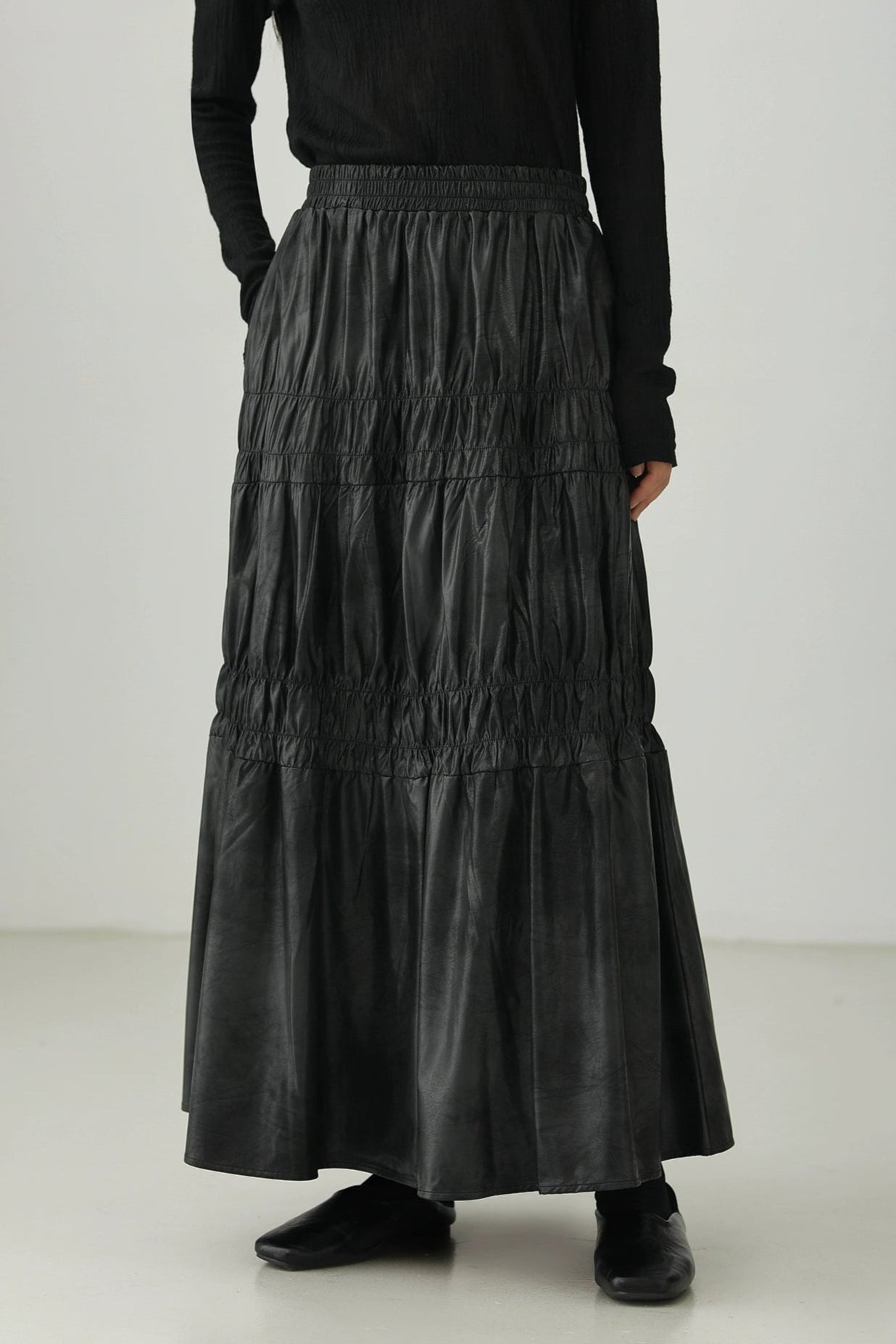 PU leather gathered skirt B4276