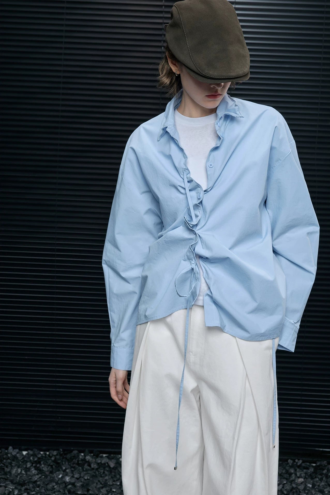スカイブルーフレキシブルギャザーシャツ　B4667