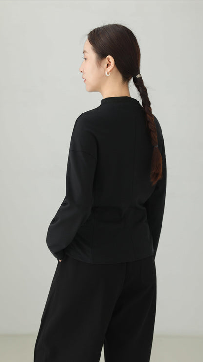 Bottleneck Side-Shirring Drape Long Sleeve T-Shirt B5001