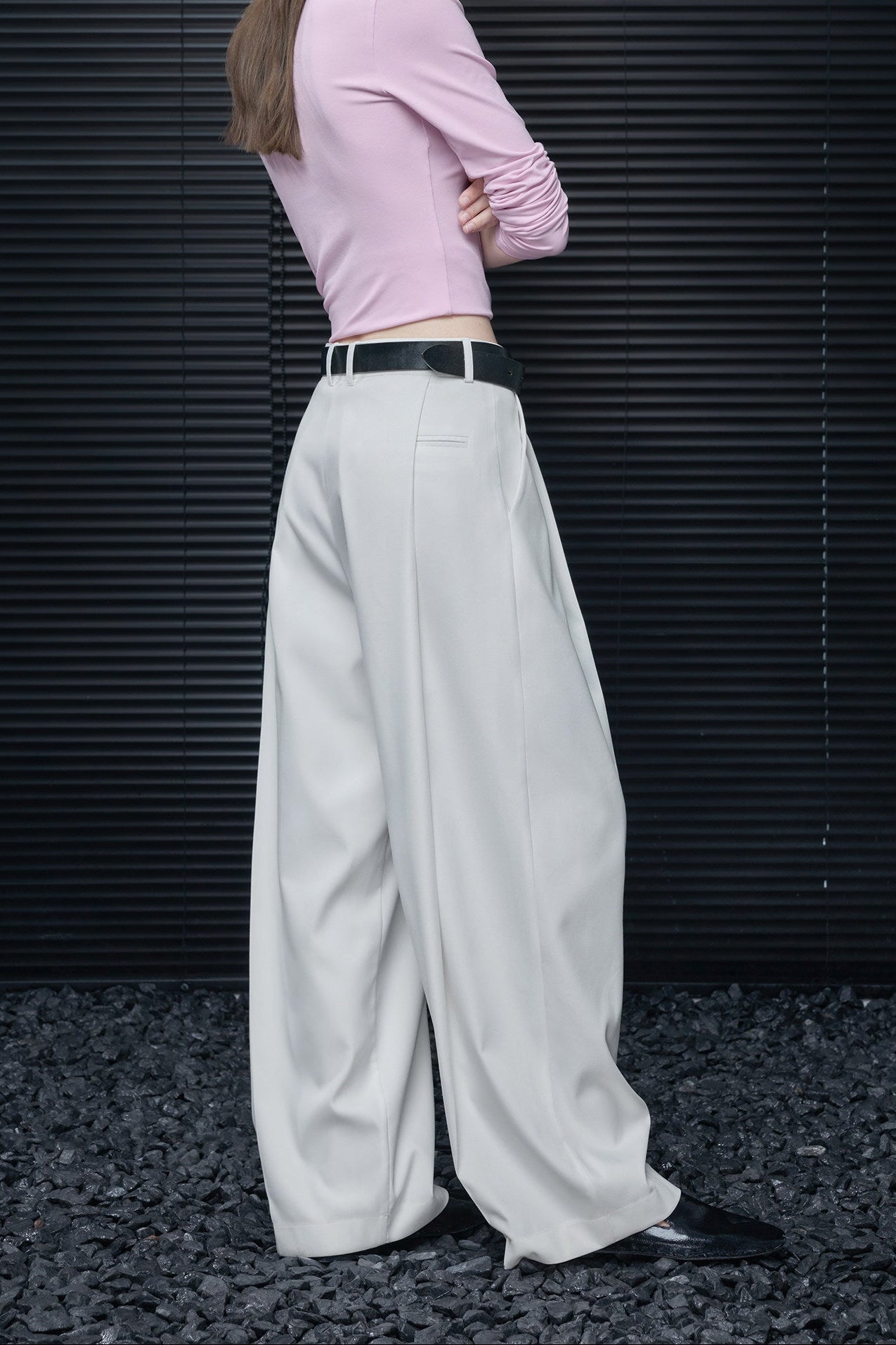 ホワイトストレートスーツワイドパンツ　B4686