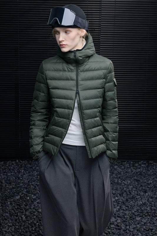 Green hooded down short jacket B4539
