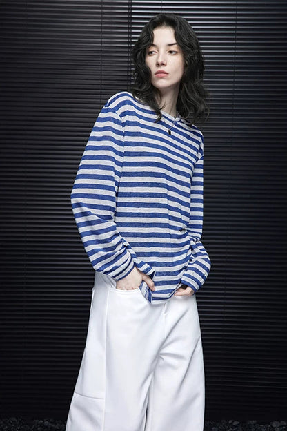 ストライプシンプルルーズ長袖Ｔシャツ　B4690