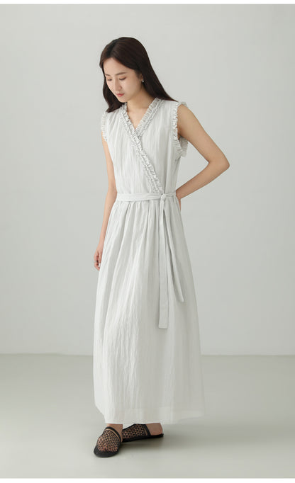 Natural Wrinkle V-Neck Sleeveless Dress B4755