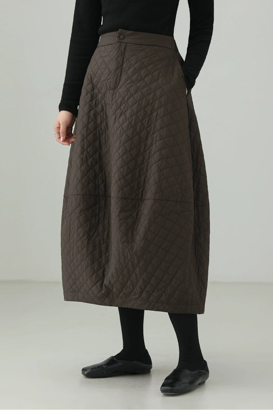 ウオームチューリップキルティングスカート　B4524