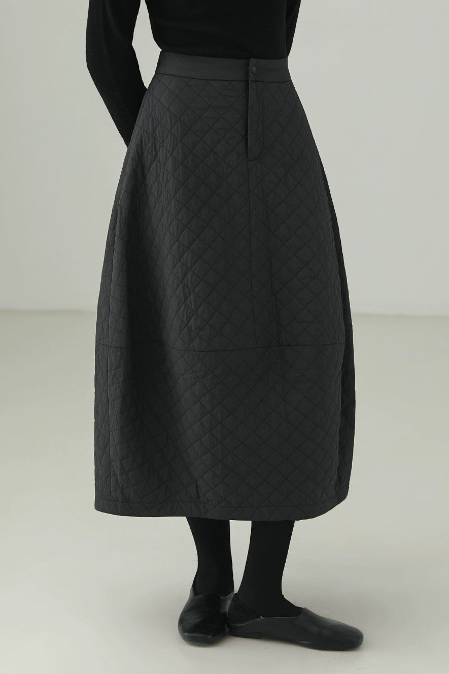 ウオームチューリップキルティングスカート　B4524