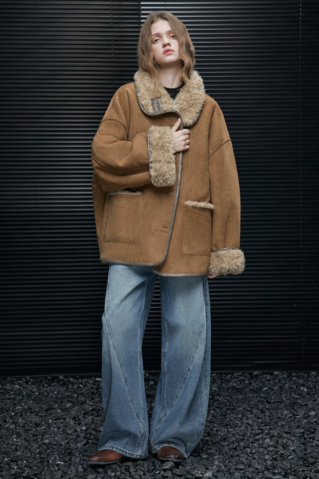 PUリバーシブルシアリングコート　B4576