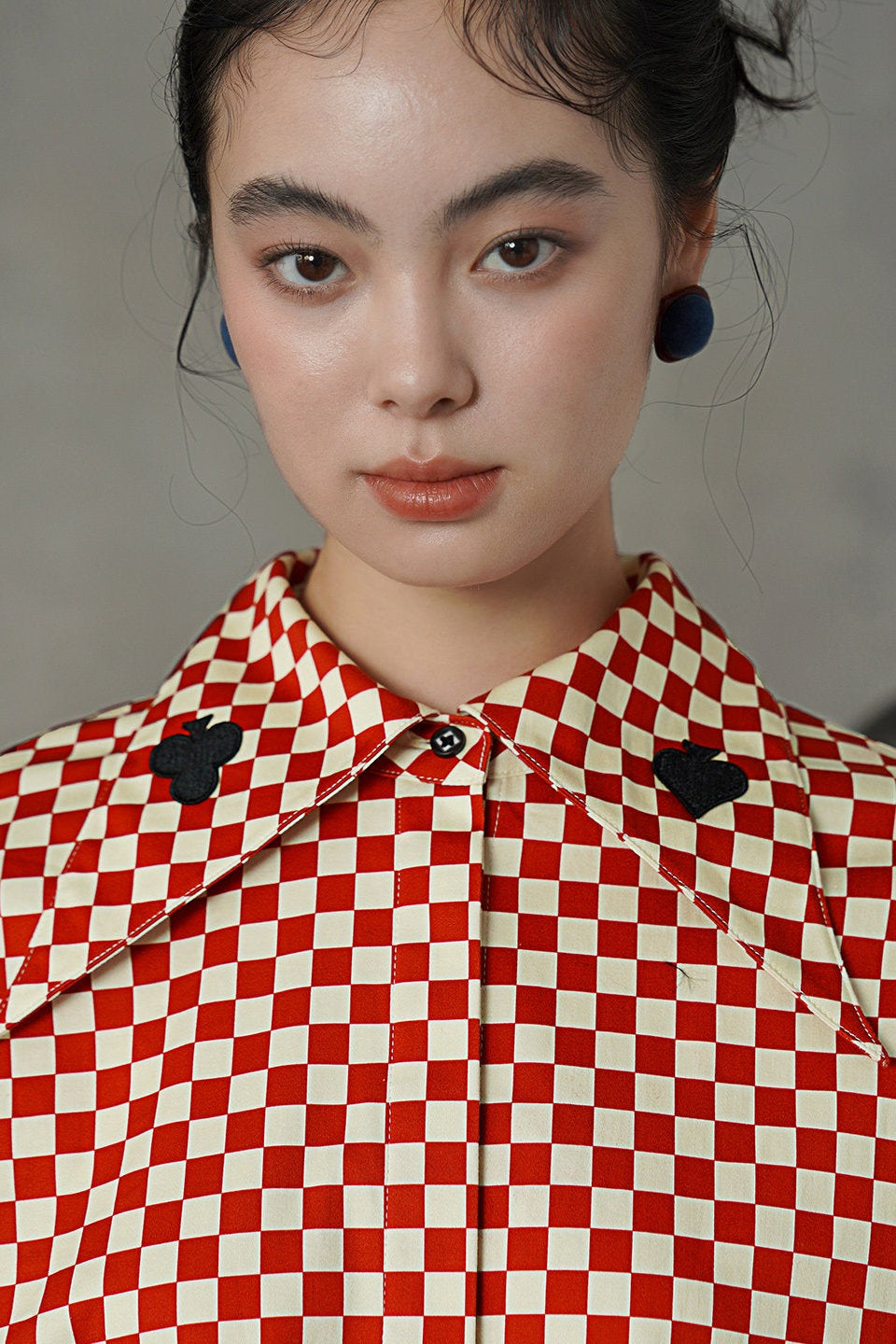 レトロチェック柄トランプ刺繡ラペルシャツ　B4582