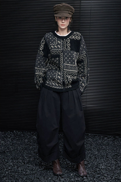 フラワーブラックジャカードニットカーディガン　B4417