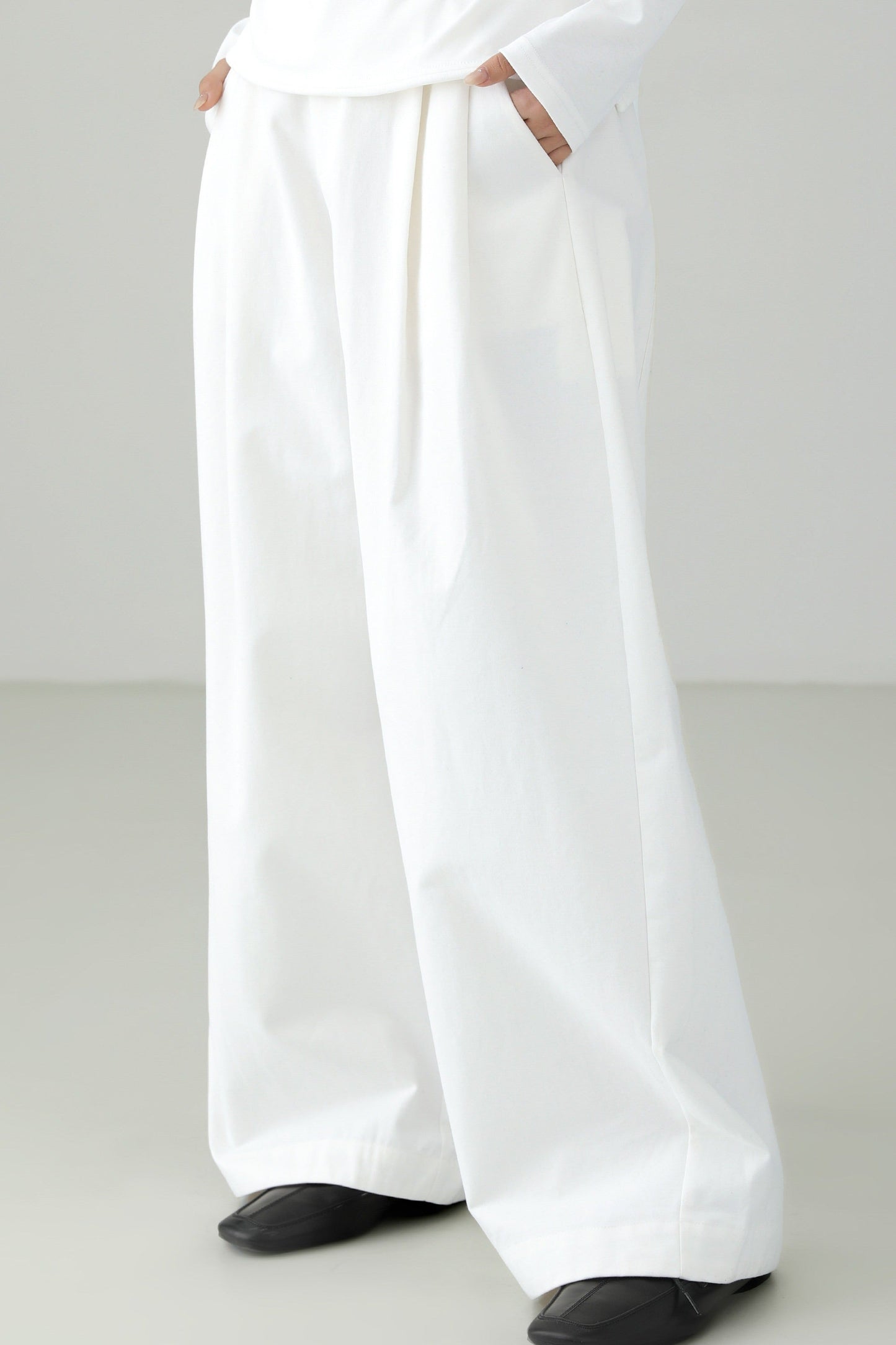 White Straight Wide Versatile Pants B4655