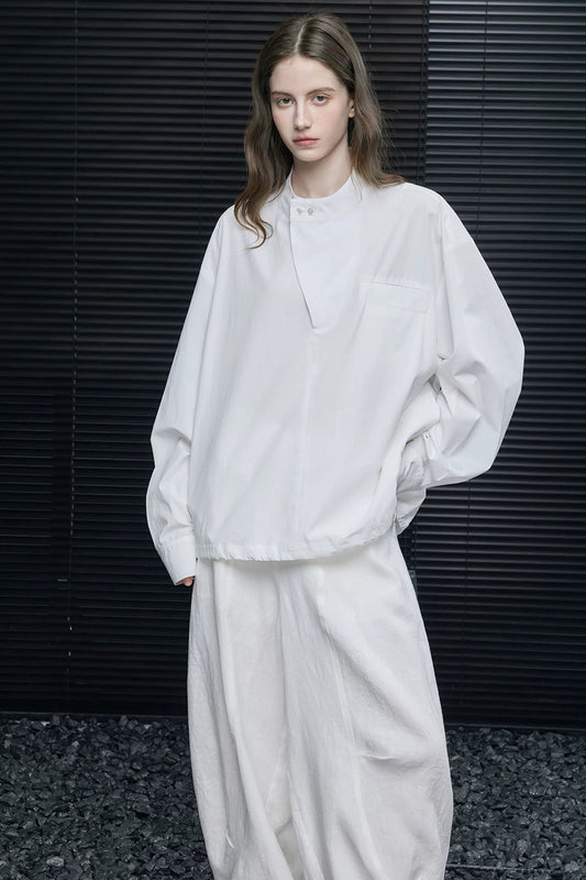 ホワイトスタンドカラープルオーバーシャツ　B4669