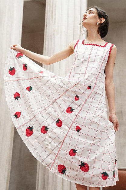Strawberry Embroidered Check Retro Dress B4792