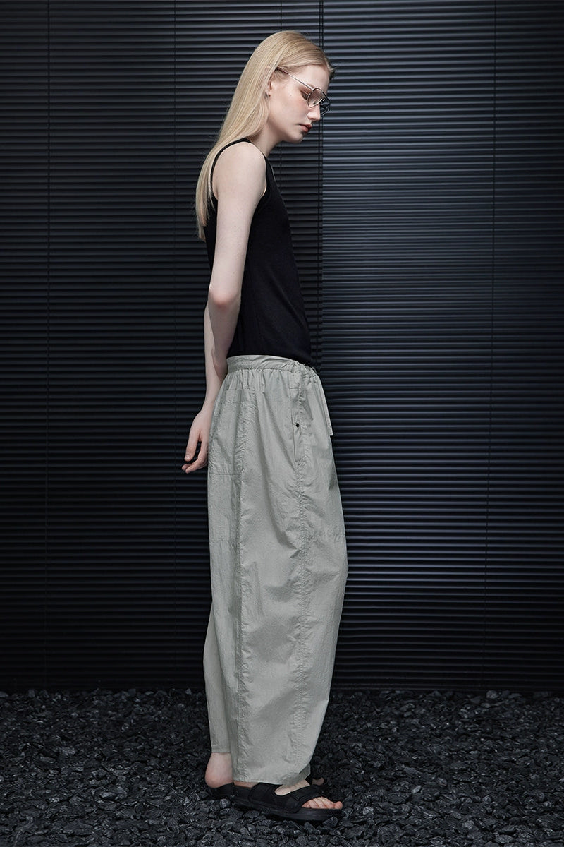 ライトグレーワイドルーズパンツ　B3865