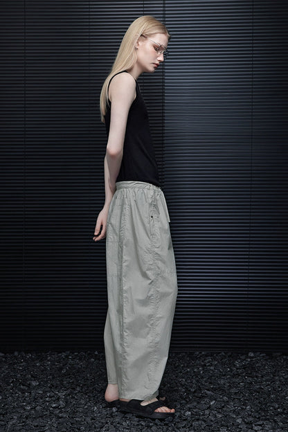 ライトグレーワイドルーズパンツ　B3865