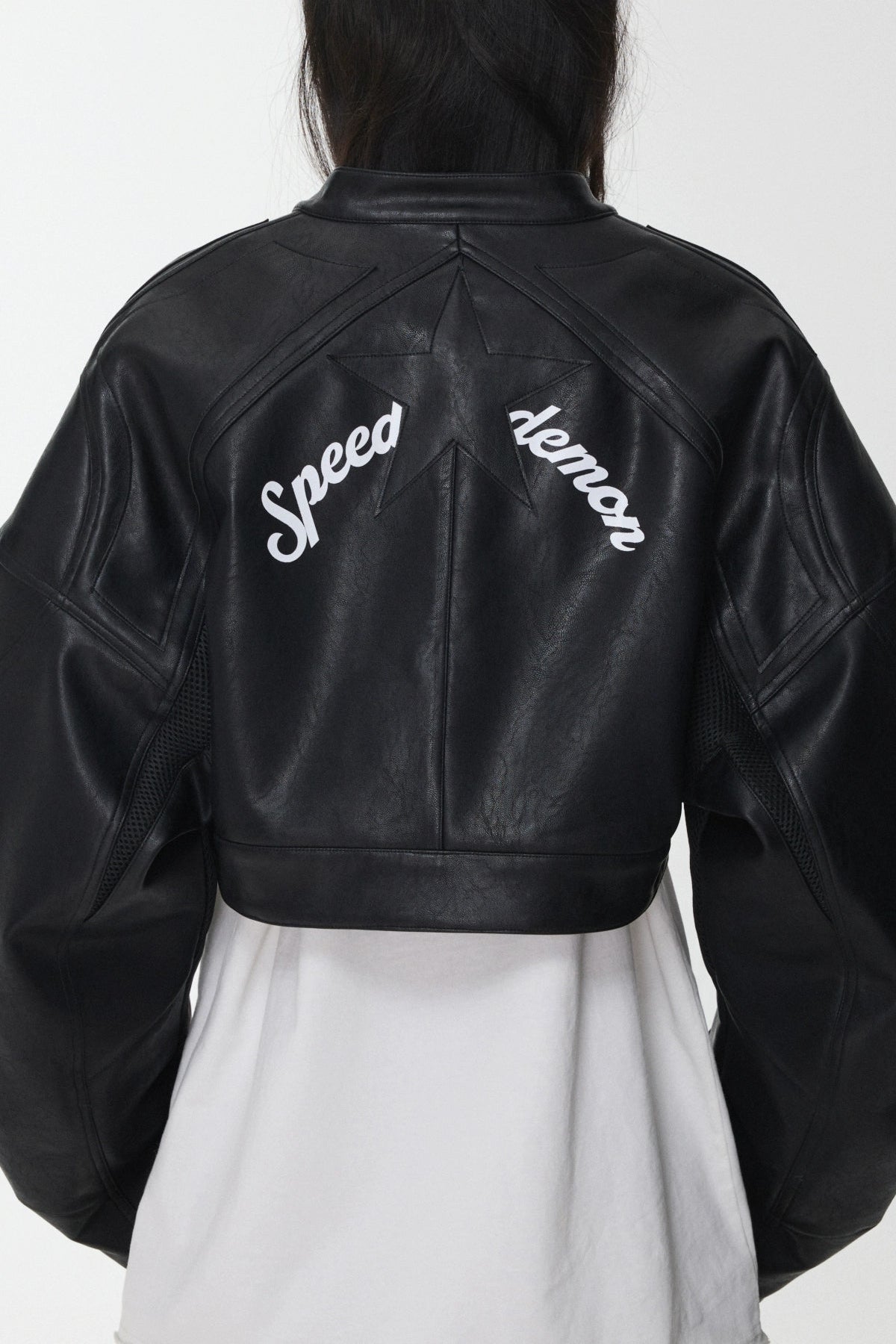 レタープリントフェイクレザーライダースクロップドジャケット　B4390