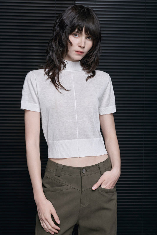 White High-Neck Short-Sleeve Knit Top B4710