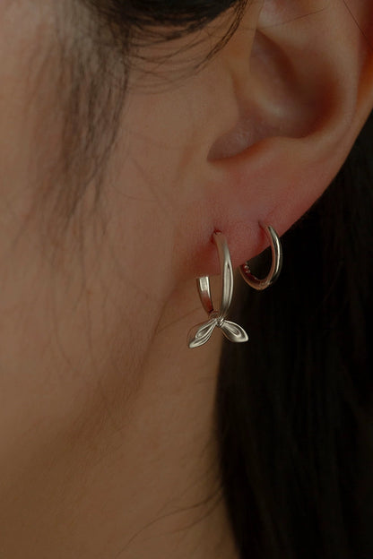 S925シングルノットニッチピアス　B4297