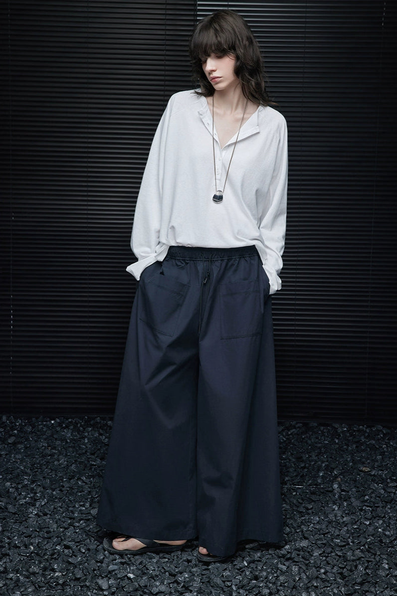 ホワイトヘンリーネックレイジー長袖Ｔシャツ　B4241