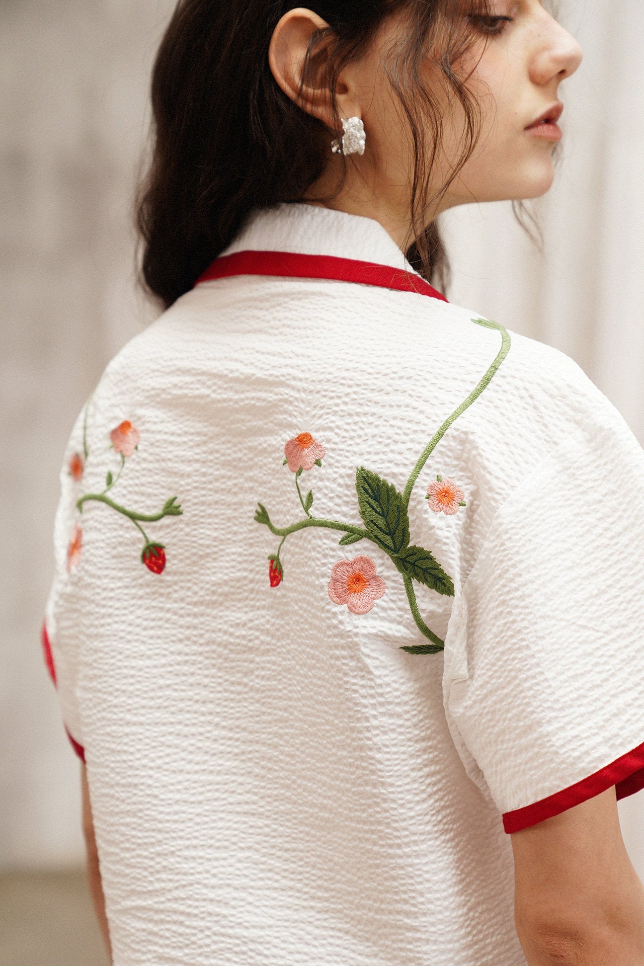 サマーストロベリー刺繍キューバンカラーシャツ　B4794