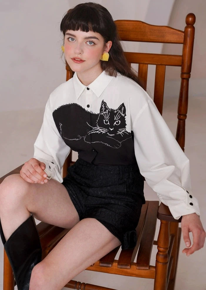 撞色黑貓刺繡襯衫 B2704