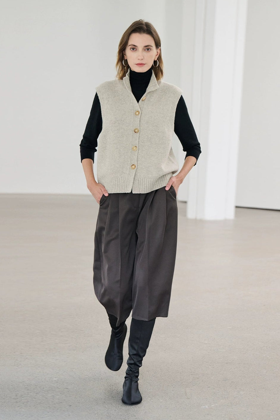 美利奴羊毛立領背心 B4484