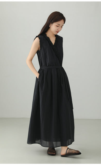 Natural Wrinkle V-Neck Sleeveless Dress B4755