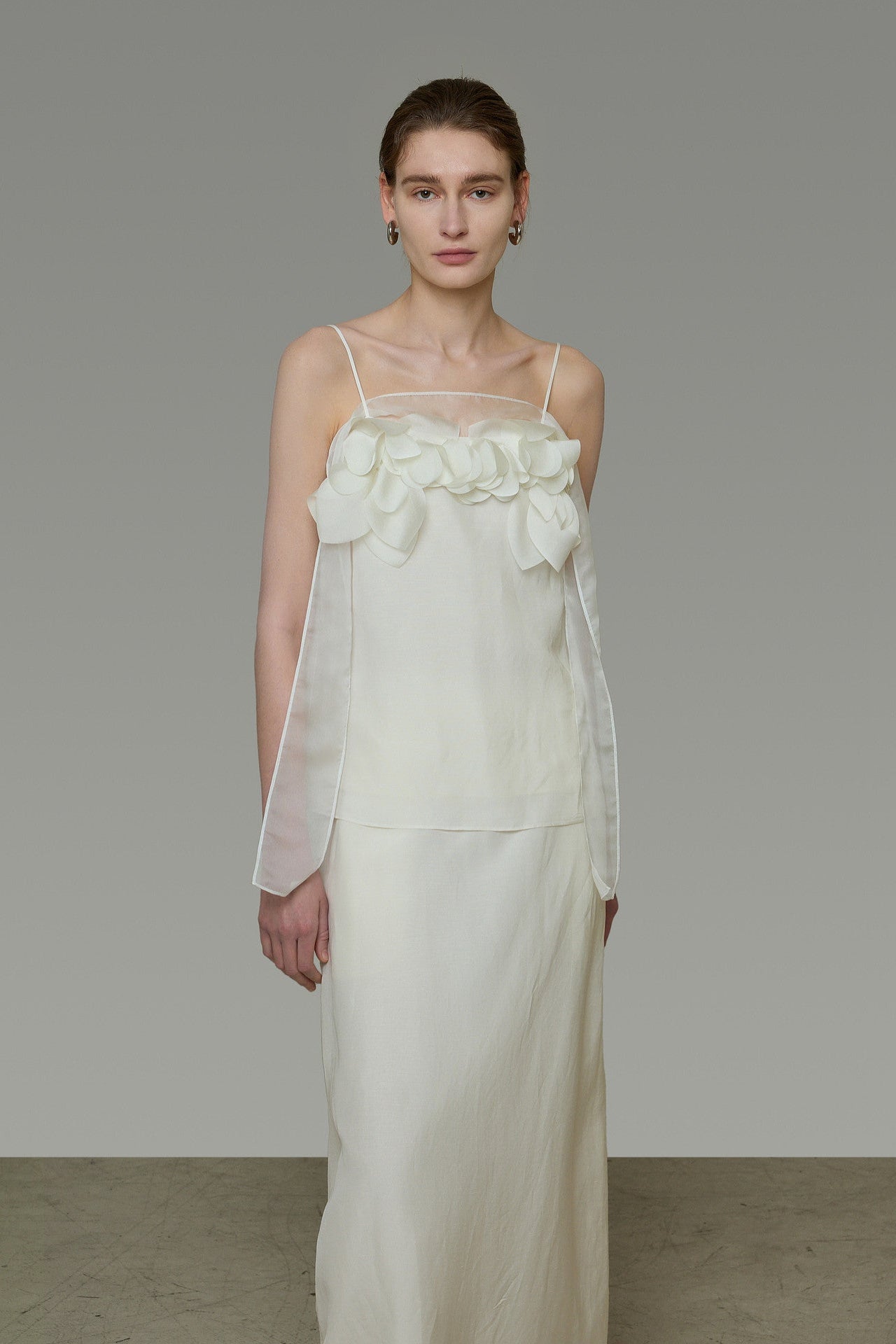 White 3D Floral Cami and Skirt B4766